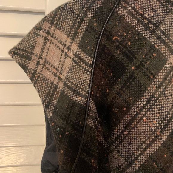 CAbi "All Tied Up" Vest, Size Small, Style # 611 - Picture 5 of 7